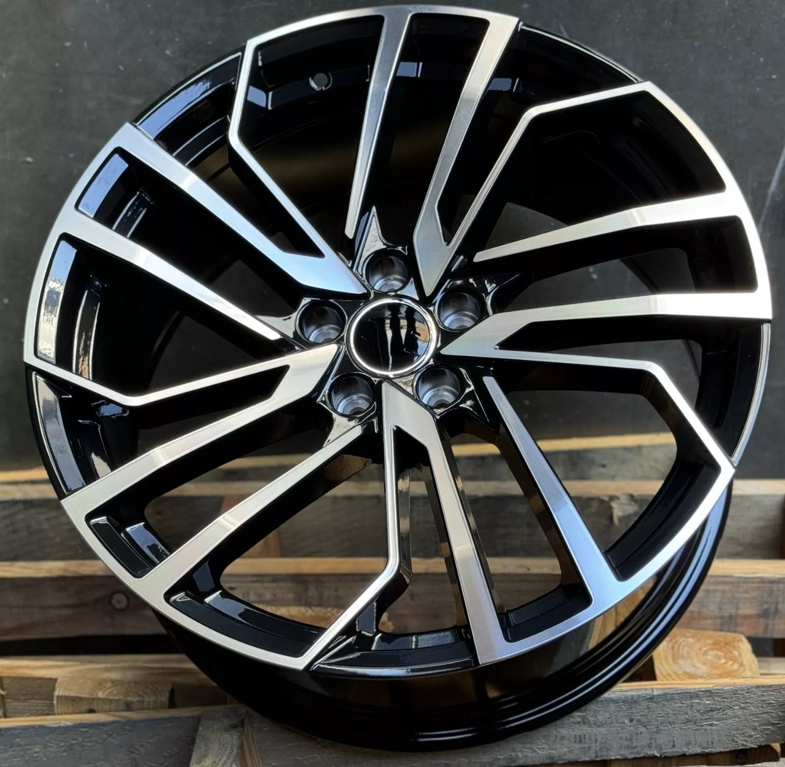 AU015 Wheels for Audi & Volkswagen | 18"-20"