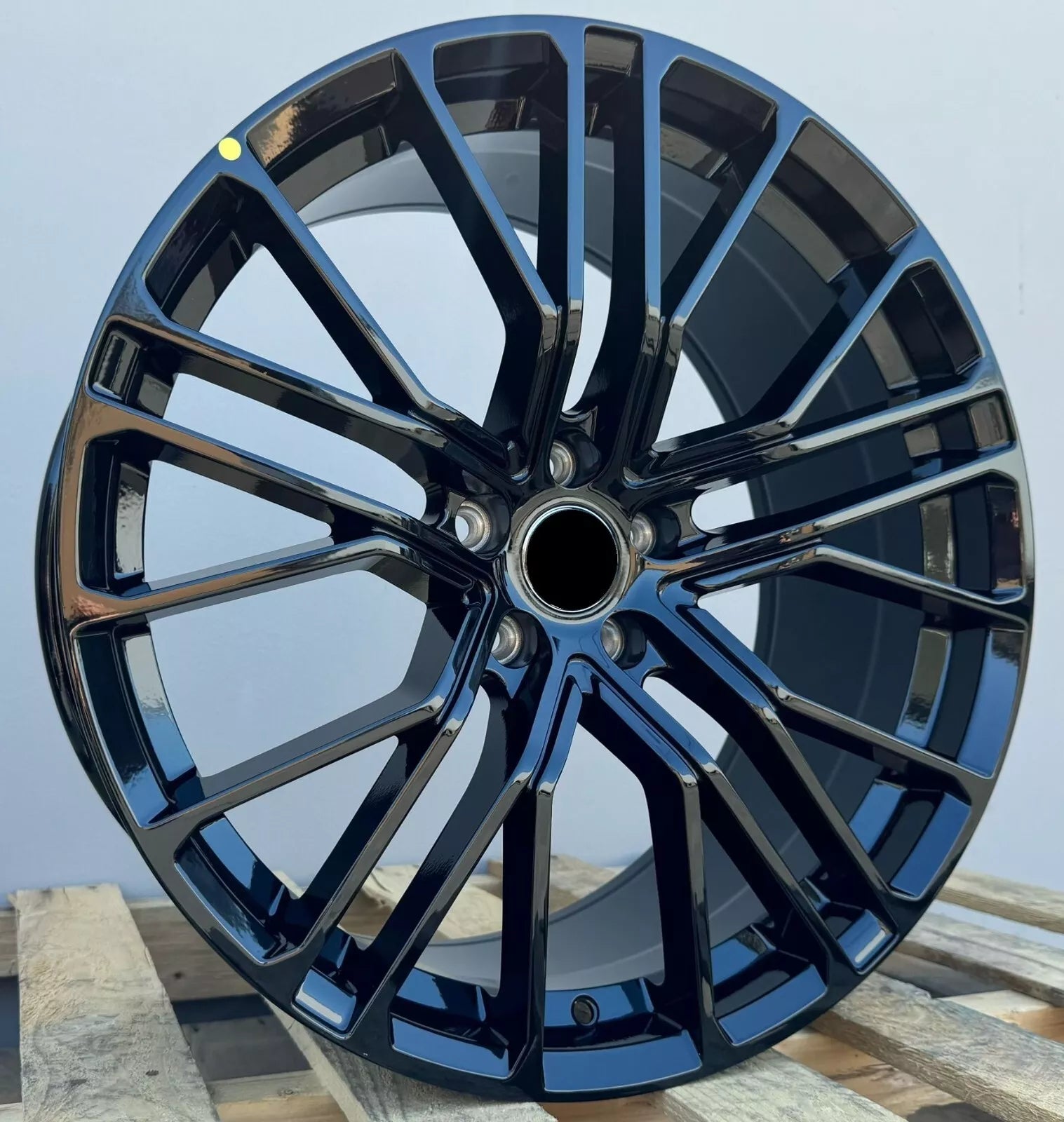 AU017 Gloss Black Wheels for Audi & Volkswagen | 19"-22"