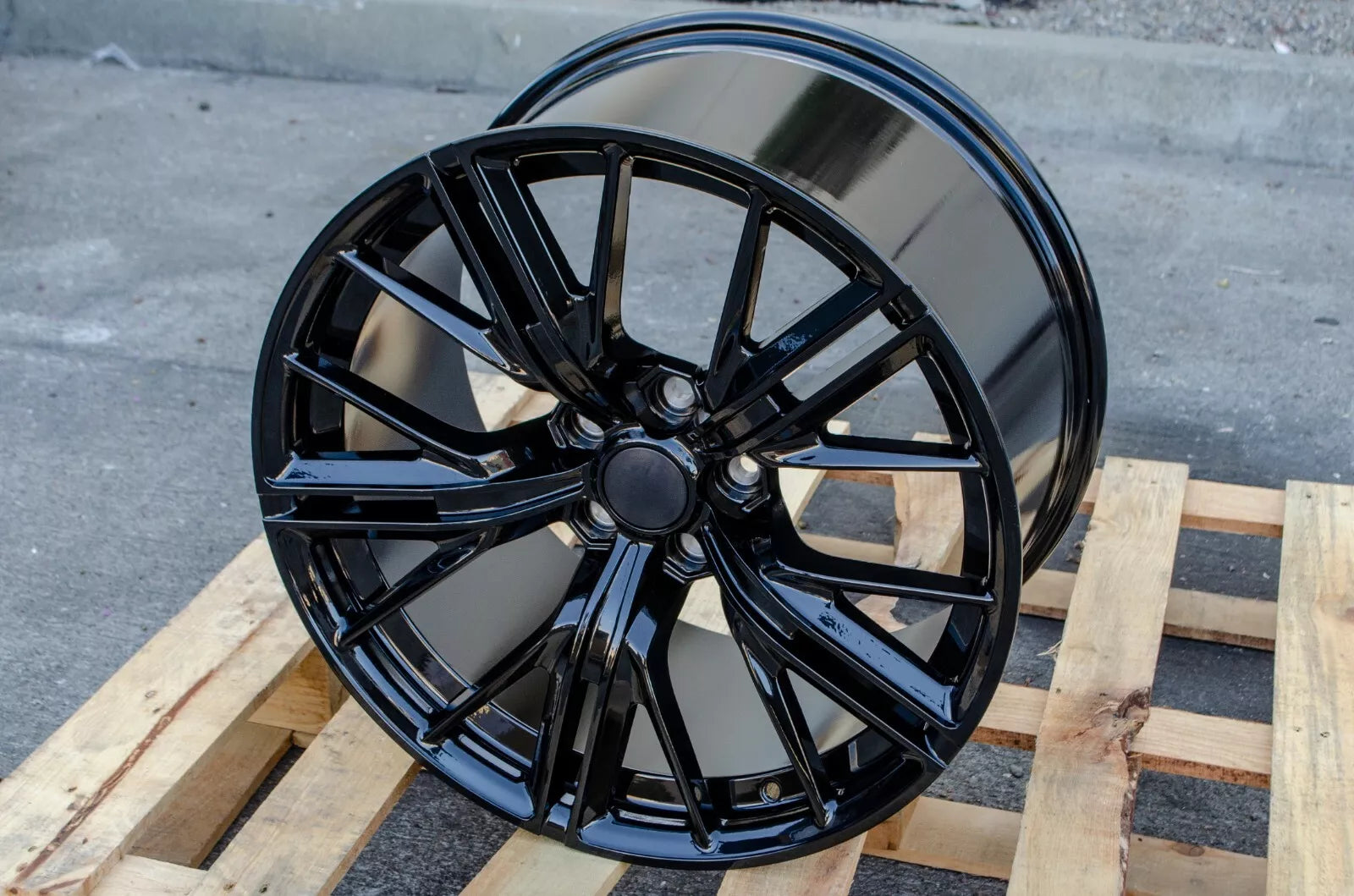CH01 Gloss Black Wheels for Chevrolet | 20"