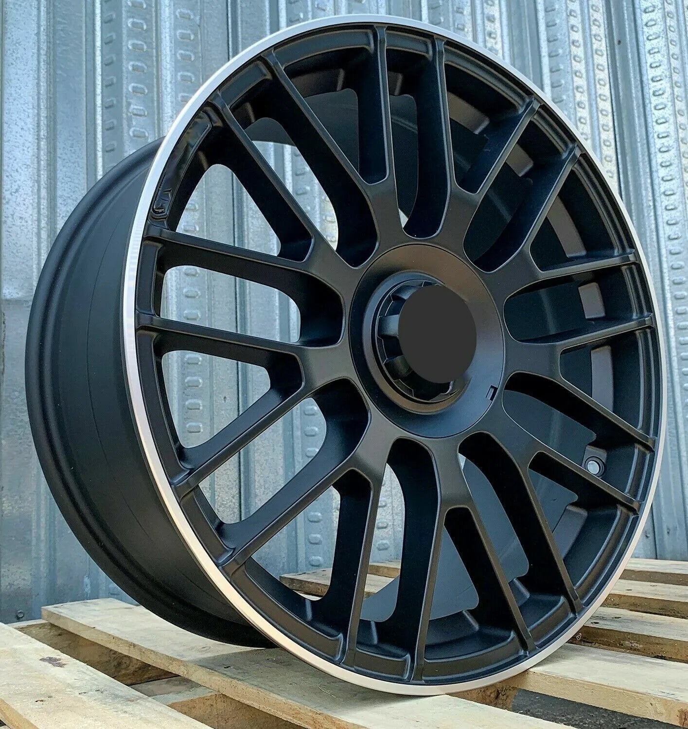 MB08 Matt Black Machined Tip Wheels for Mercedes-Benz | 19"