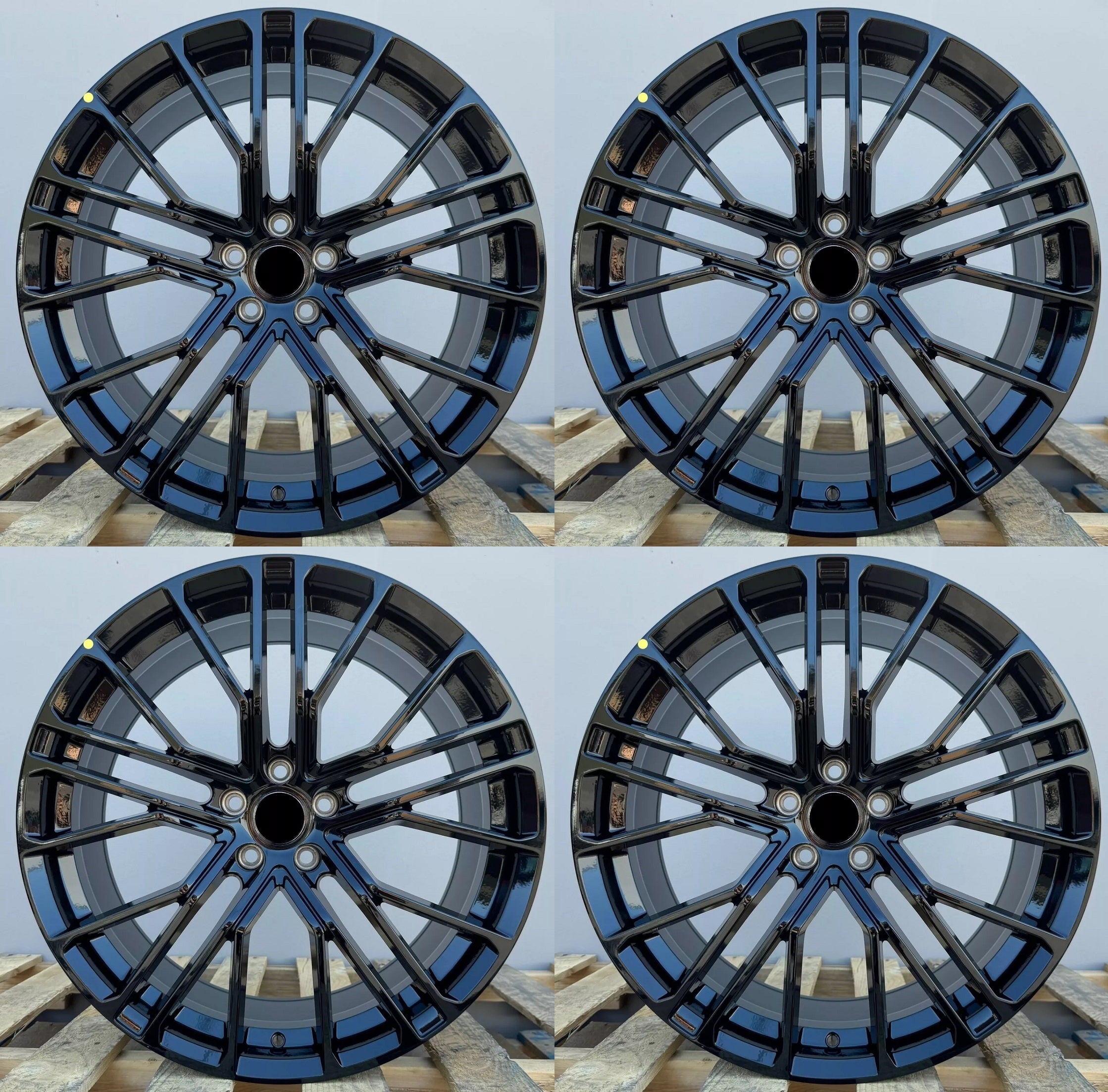 AU017 Gloss Black Wheels for Audi & Volkswagen | 19"-22"