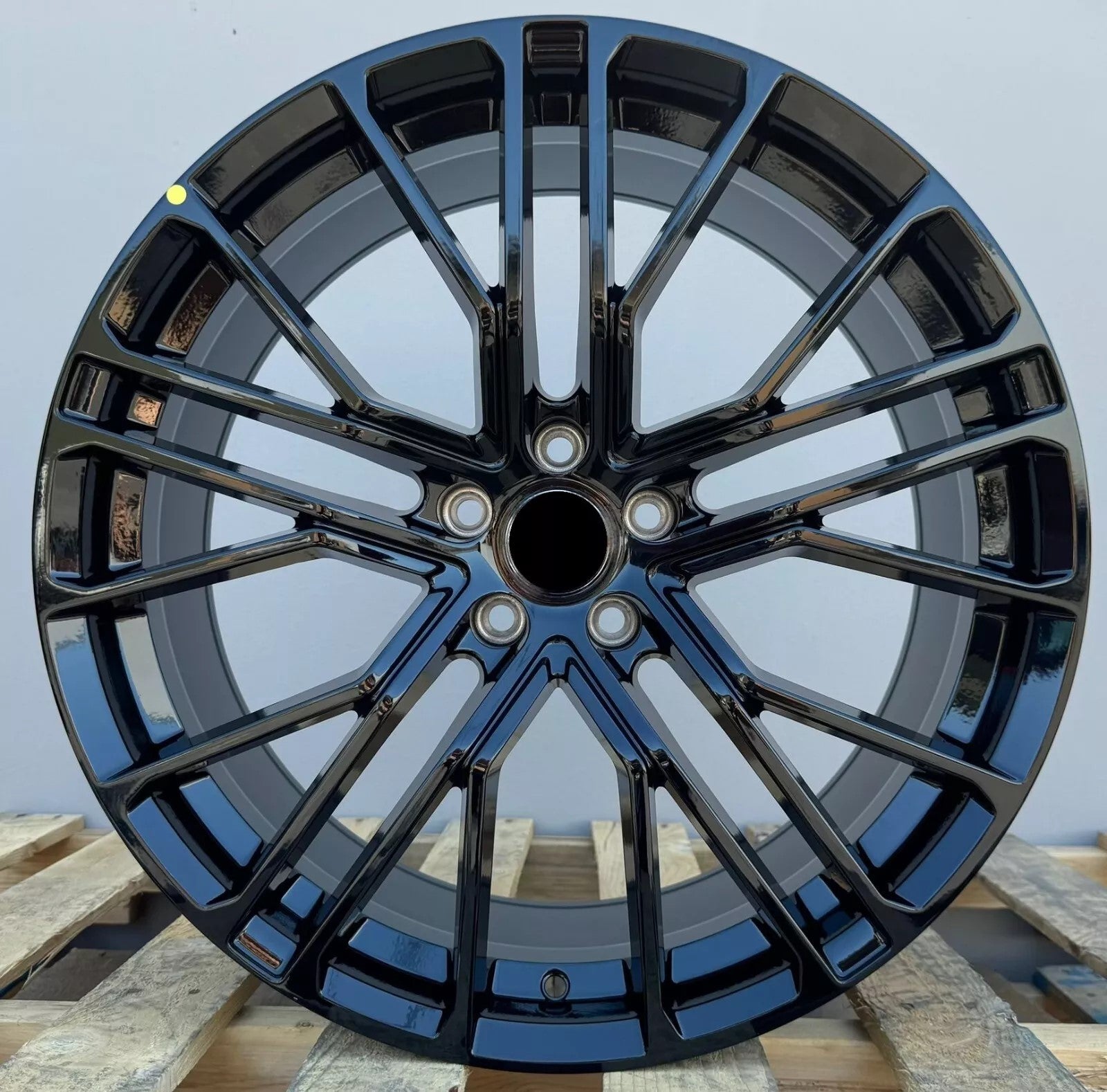 AU017 Gloss Black Wheels for Audi & Volkswagen | 19"-22"