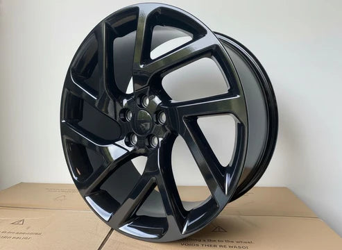 LR05 Gloss Black Wheels for Range Rover | 22"