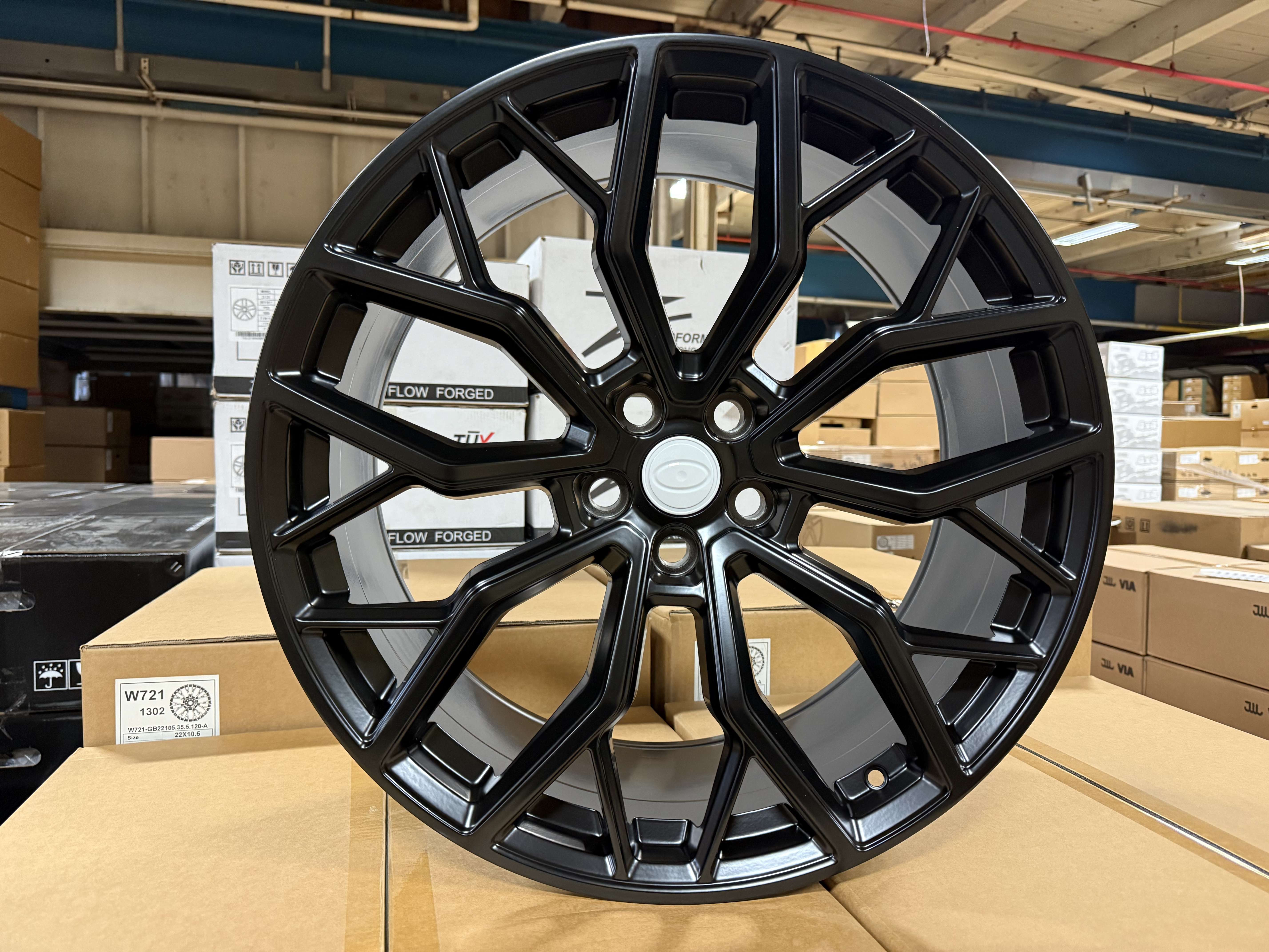 RR781 Satin Black Wheels for Range Rover | 22"